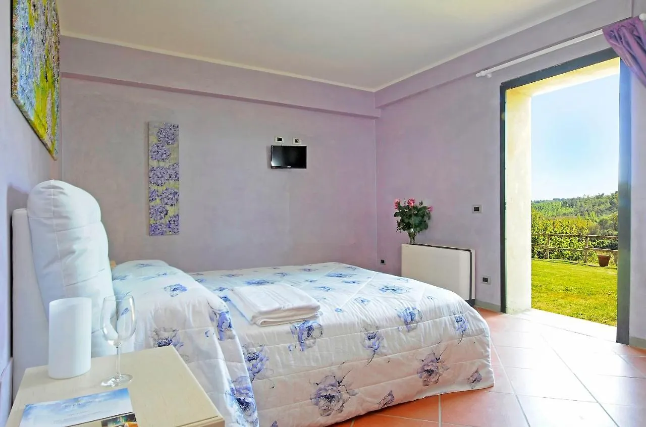 Farm stay Agriturismo La Lucciolaia Hotel San Gimignano